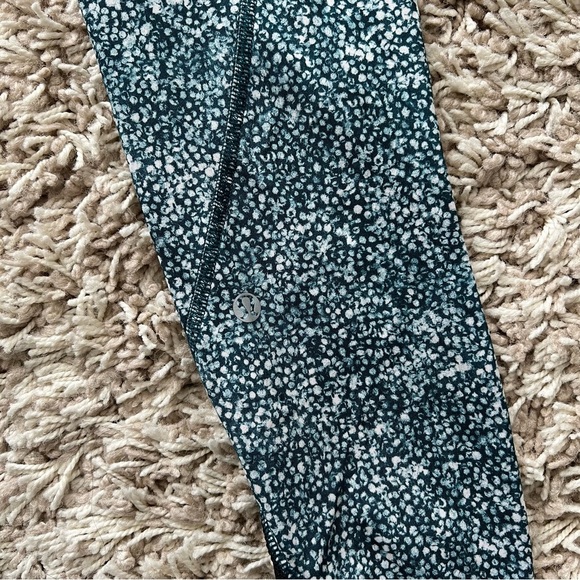 Lululemon Inspire Tight II - Luxtreme - Pebble Print Parfait Pink Alberta Lake - Picture 7 of 11